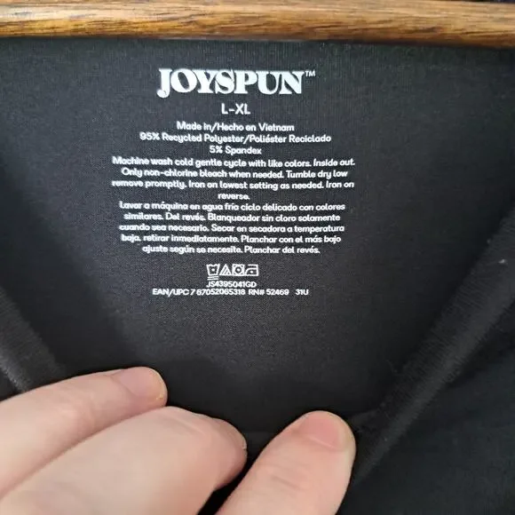 Joy Spun Black "How to Build a Snowman" Sleep Shirt Women's L/XL - Picture 4 of 4